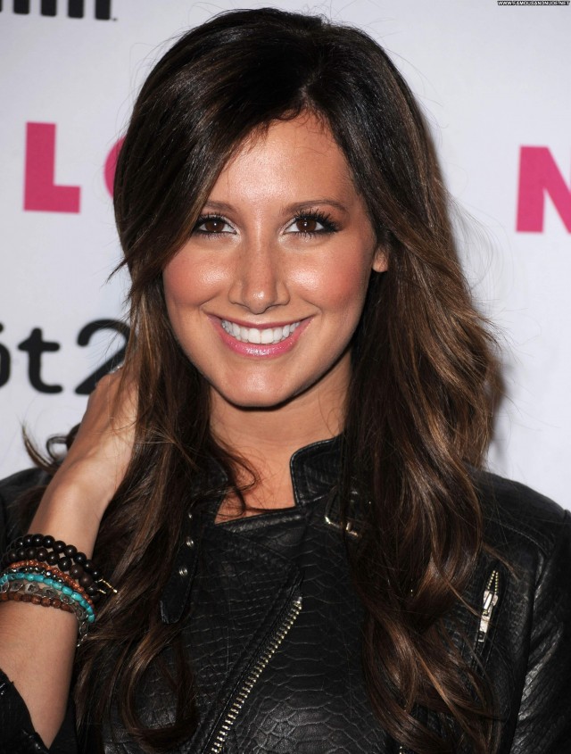 Ashley Tisdale Celebrity Posing Hot Hollywood Beautiful Celebrity