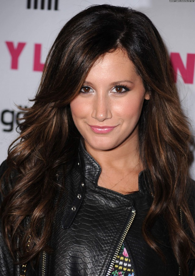 Ashley Tisdale Celebrity Hollywood Babe Winter Posing Hot Beautiful