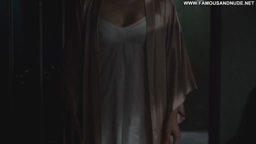 Gillian Anderson Posing Hot Beautiful Babe Straight Celebrity