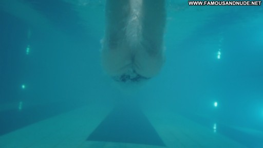 Gillian Anderson Posing Hot Beautiful Babe Straight Celebrity