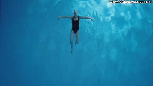 Gillian Anderson Posing Hot Beautiful Babe Straight Celebrity