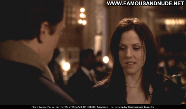 Mary Louise Parker The West Wing  Tv Series Posing Hot Beautiful Babe