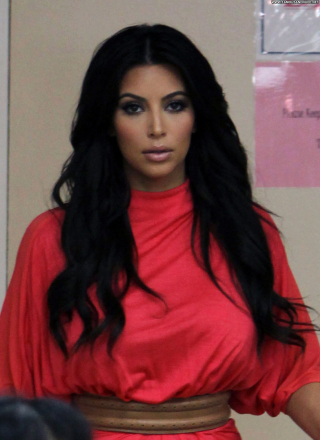 Kim Kardashian Beverly Hills Nail Salon Beautiful Posing Hot Babe