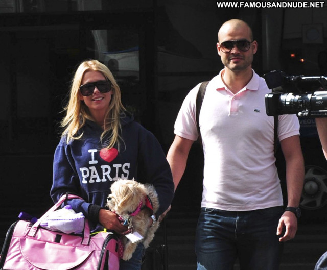 Tara Reid Lax Airport Male High Resolution Lax Airport Posing Hot