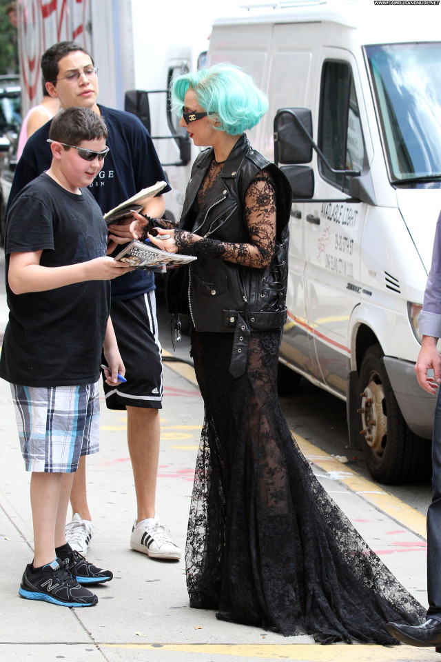 Lady Gaga Manhattan Beautiful High Resolution Green Hair Posing Hot