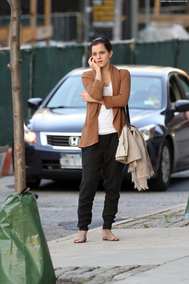 Emma Watson Manhattan Hotel Posing Hot High Resolution Celebrity