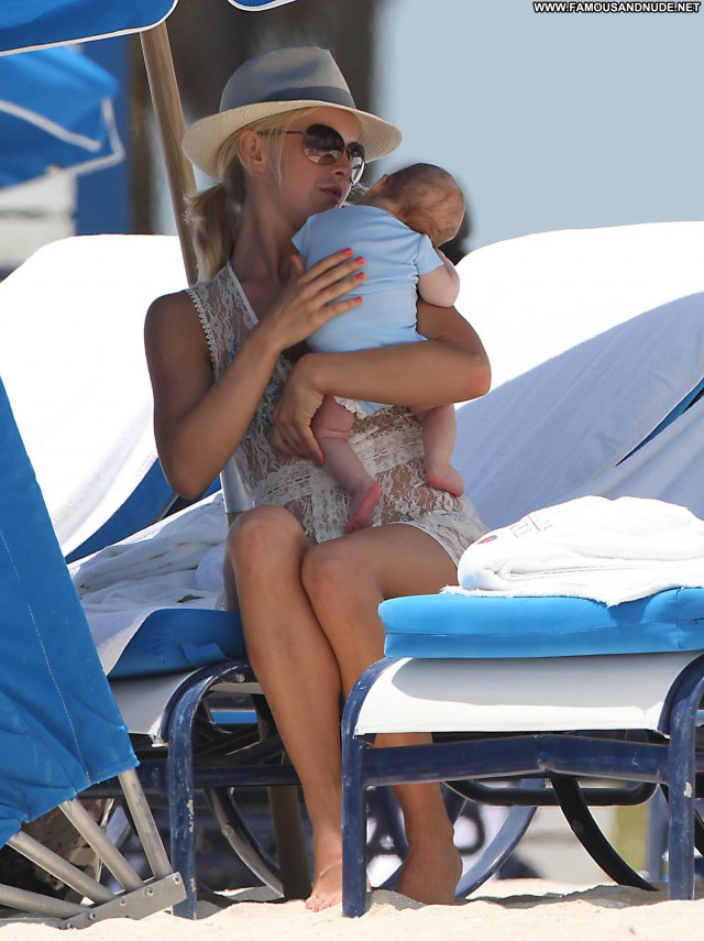 Julianne Hough The Pool Poolside High Resolution Posing Hot Babe