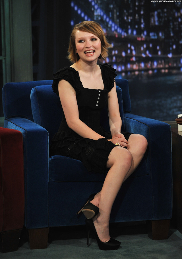 Emily Browning Late Night With Jimmy Fallon Babe High Resolution