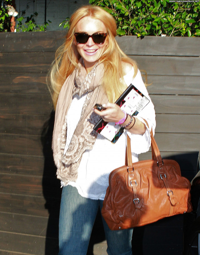 Beverly Hills Beverly Hills High Resolution Posing Hot Celebrity