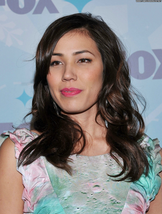Michaela Conlin No Strings Attached Beautiful Winter Party Babe