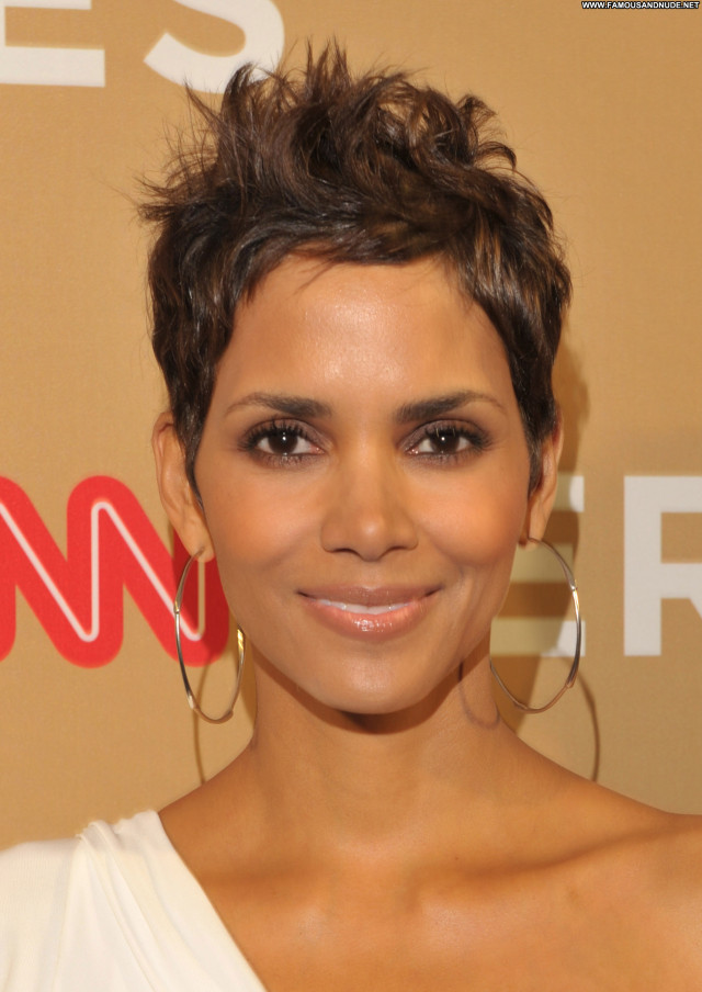 Halle Berry No Source  Celebrity High Resolution Babe Beautiful