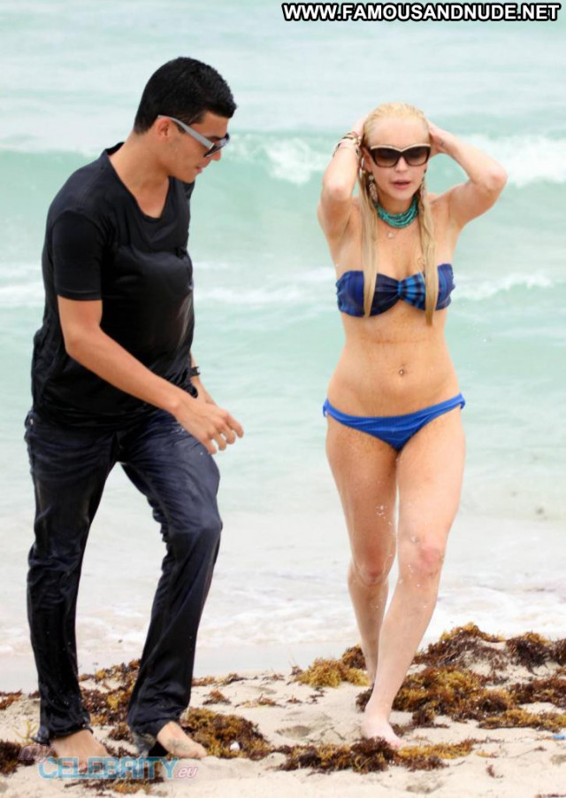 Lindsay Lohan No Source Beautiful Posing Hot Big Tits Big Tits Big
