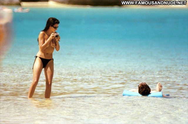 Penelope Cruz The Beach Posing Hot Babe Celebrity Beach Beautiful
