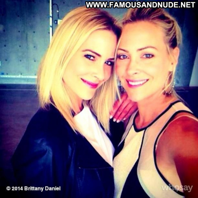 Brittany Daniel And Her Twin C Posing Hot Babe Celebrity Beautiful