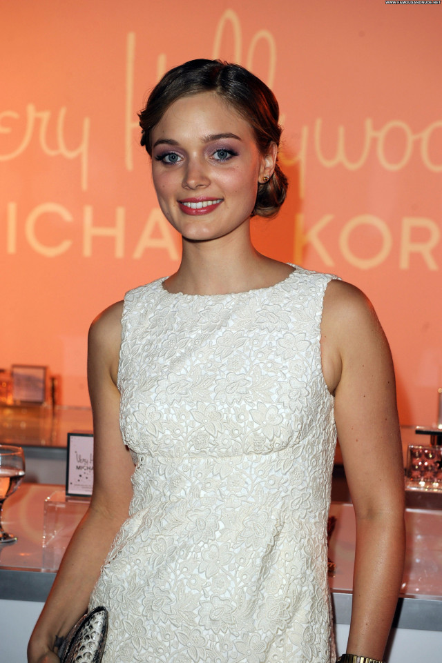 Bella Heathcote Dark Shadows Party Hollywood Posing Hot Australian